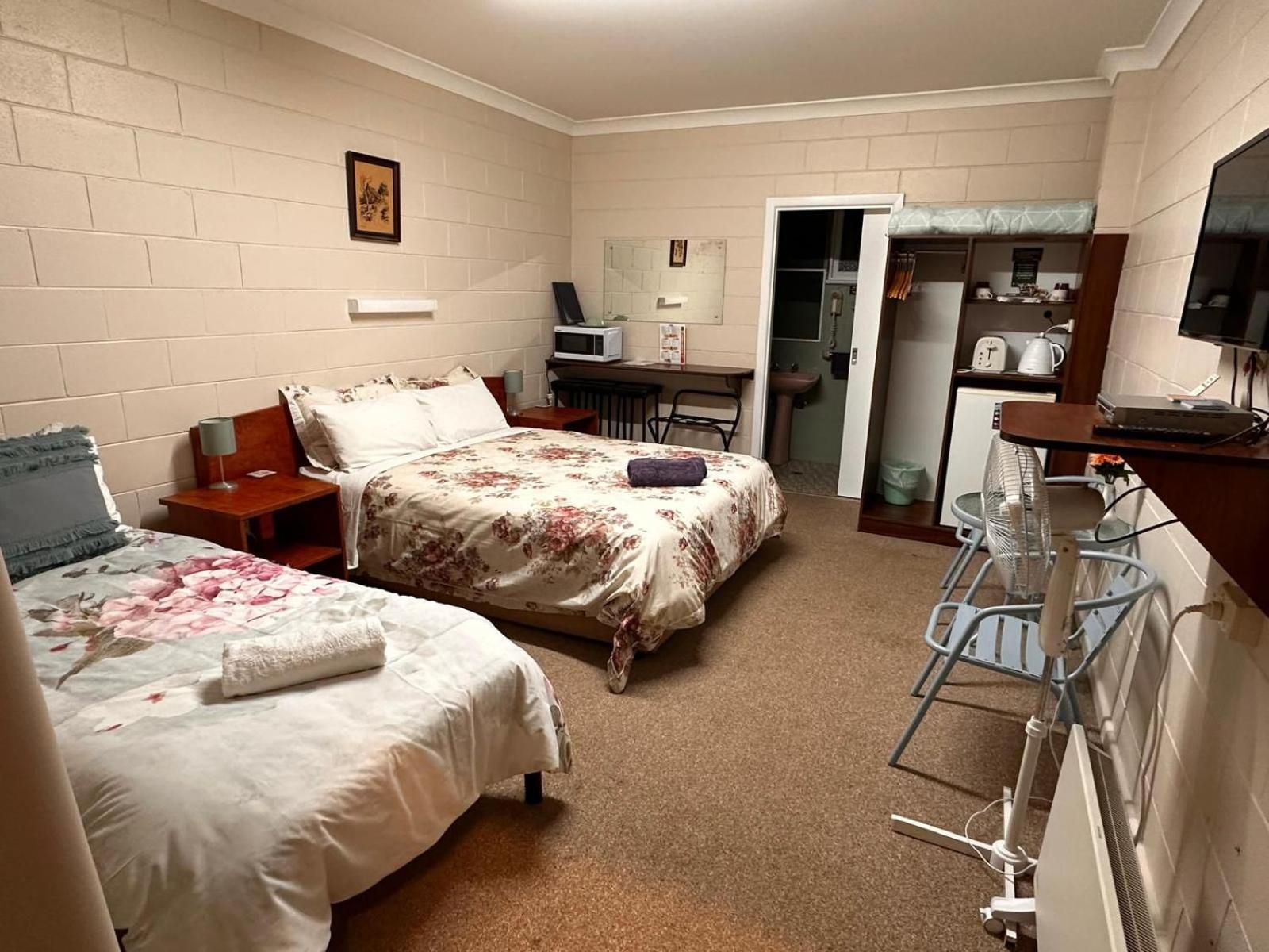 Alpine Country Motel Plus Free Coffee Cooma Eksteriør billede